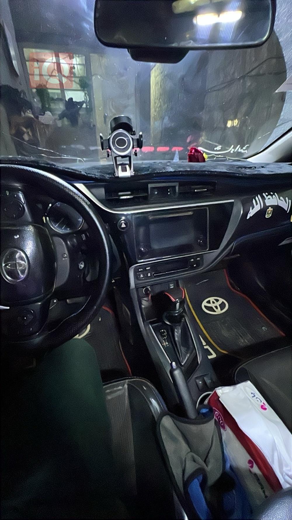 تۆیۆتا کۆرۆلا